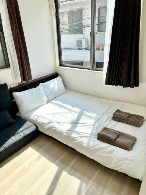 Apartmán グレイシャス東新宿 東新宿駅徒歩4分 新大久保駅徒歩7分 新宿駅徒歩15分 歌舞伎町すぐ近く 美味しい韓国料理屋多数あります *